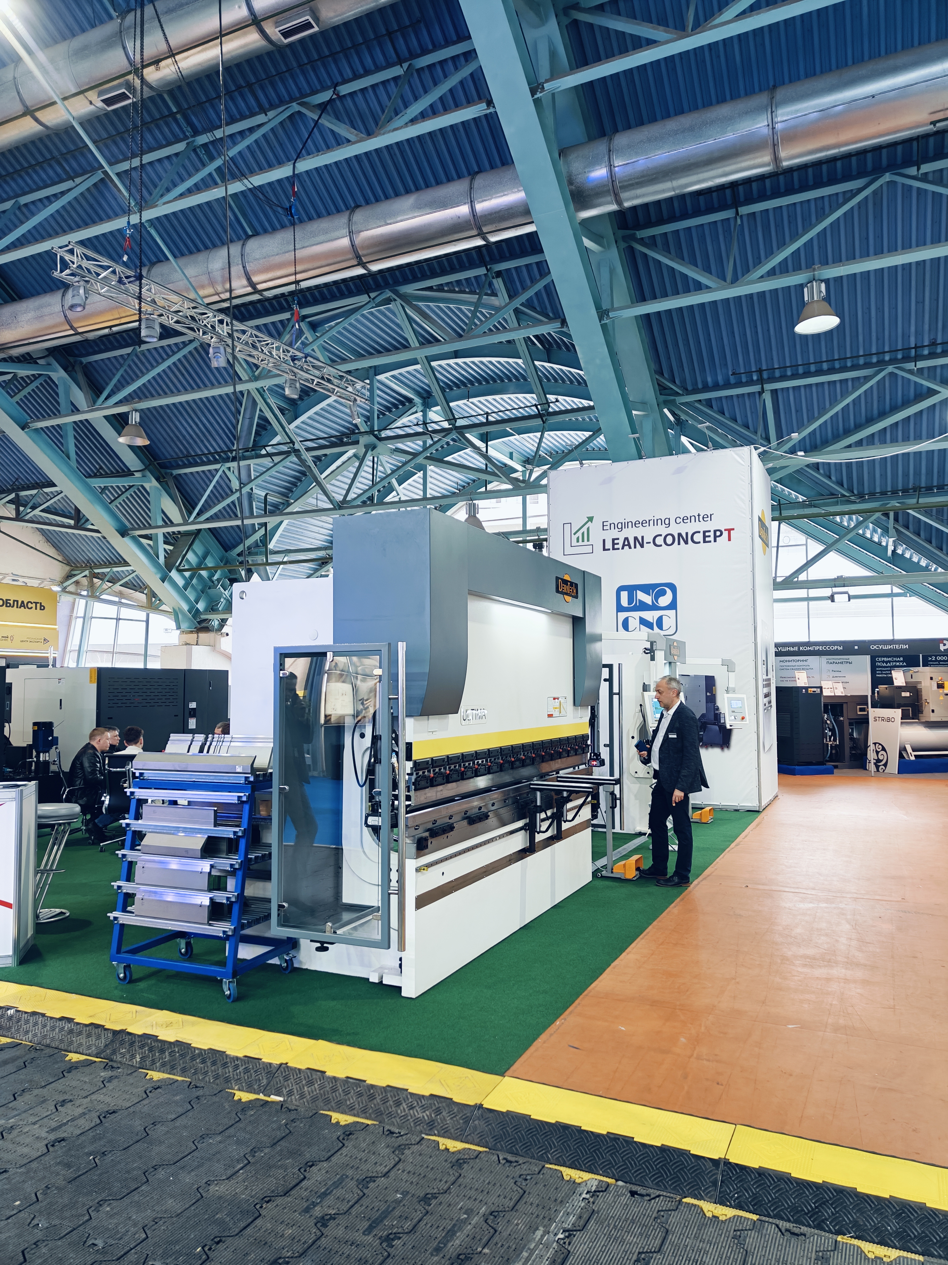 瑞鐵機床亮相白俄羅斯WELDING AND CUTTING 2025展會，深入推進東歐市場布局